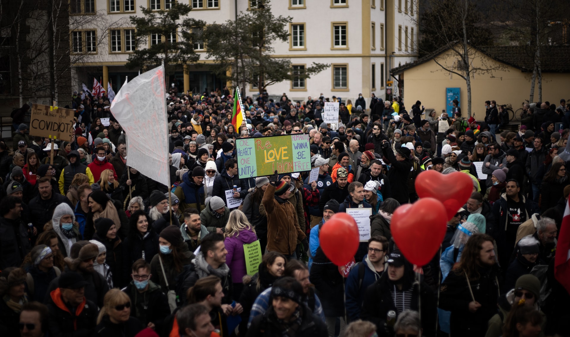 https://relay2.horasis.org/wp-content/uploads/2022/03/kajetan-sumila-wFMFl3gA7mo-unsplash.jpg